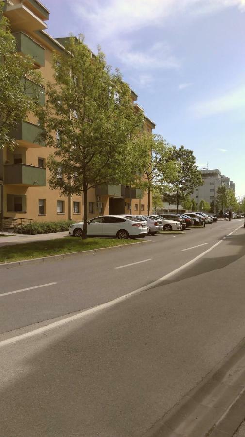 New Point Apartment Zagreb Exterior photo